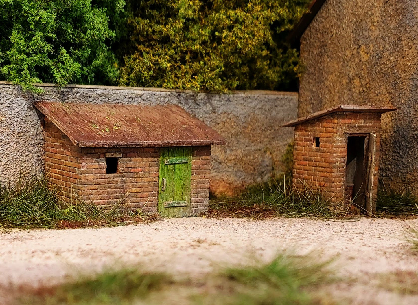 Plumpsklo und Schuppen 1:87 - Langmesser-Modellwelt - Model-Scene