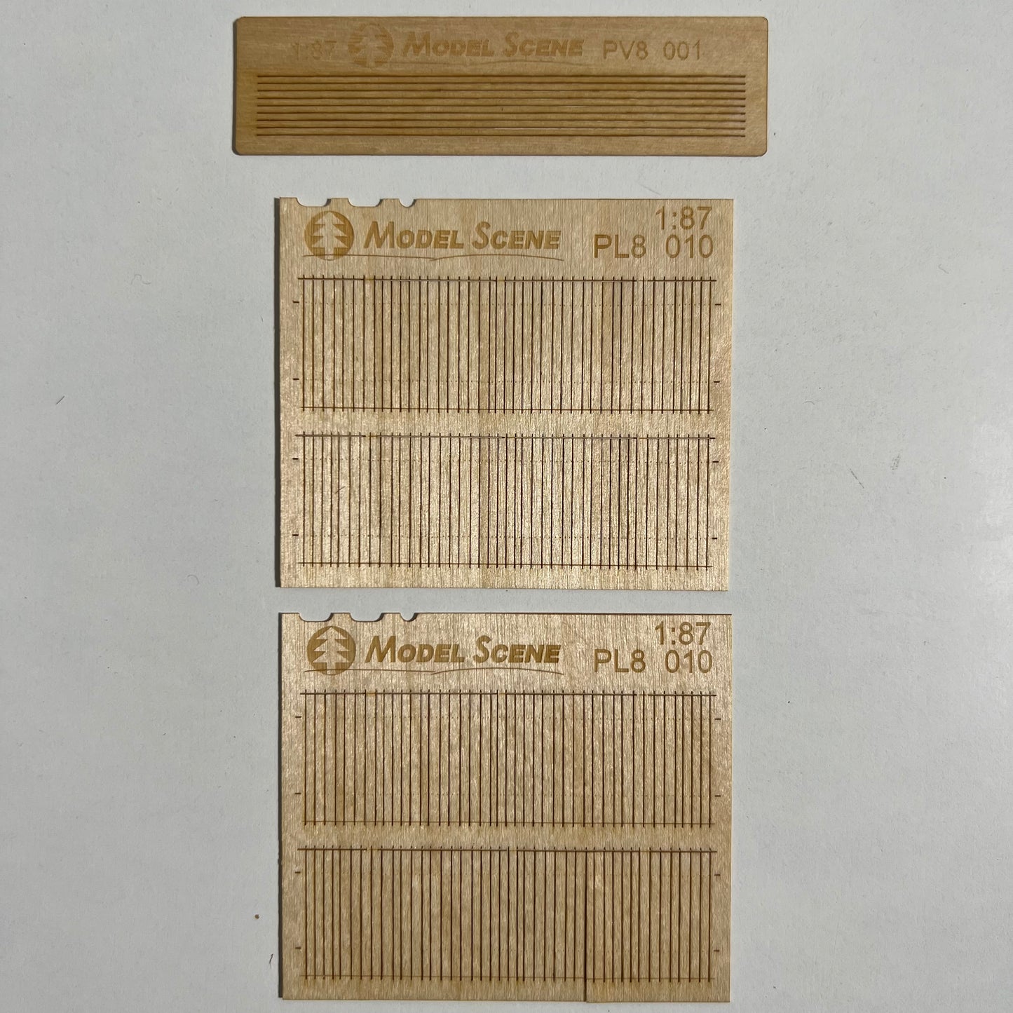 Bretterzaun, regelmäßige Bretter, 1:87 - Langmesser-Modellwelt - Model-Scene