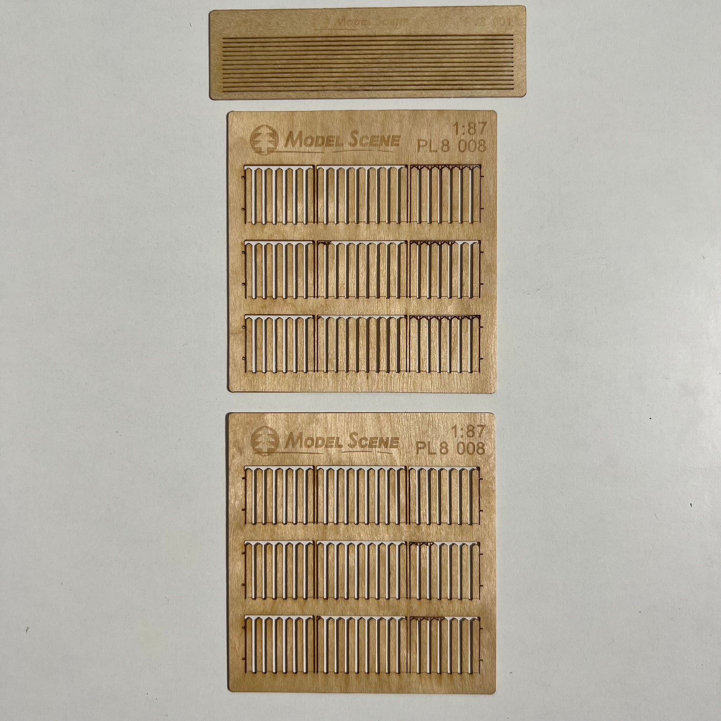 Bretterzaun, breite Bretter, 1:87 - Langmesser-Modellwelt - Model-Scene