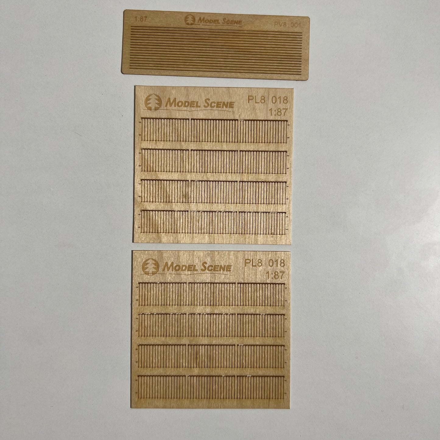 niedriger Bretterzaun, 1:87 - Langmesser-Modellwelt - Model-Scene