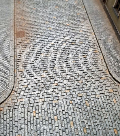 Kopfsteinpflasterstraße – T-Kreuzung H0